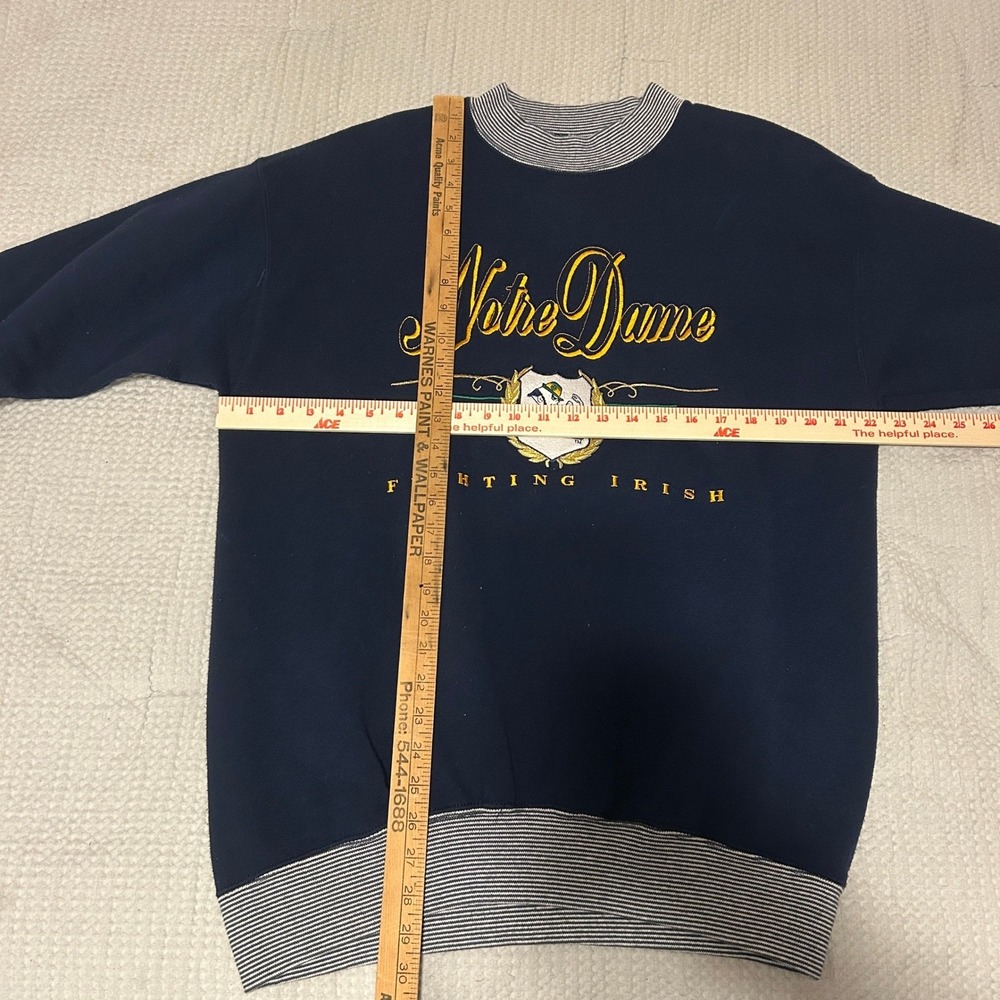 Notre Dame Fighting Irish Vintage 90s Navy Blue Embroidered Sweatshirt XL - Picture 5 of 5
